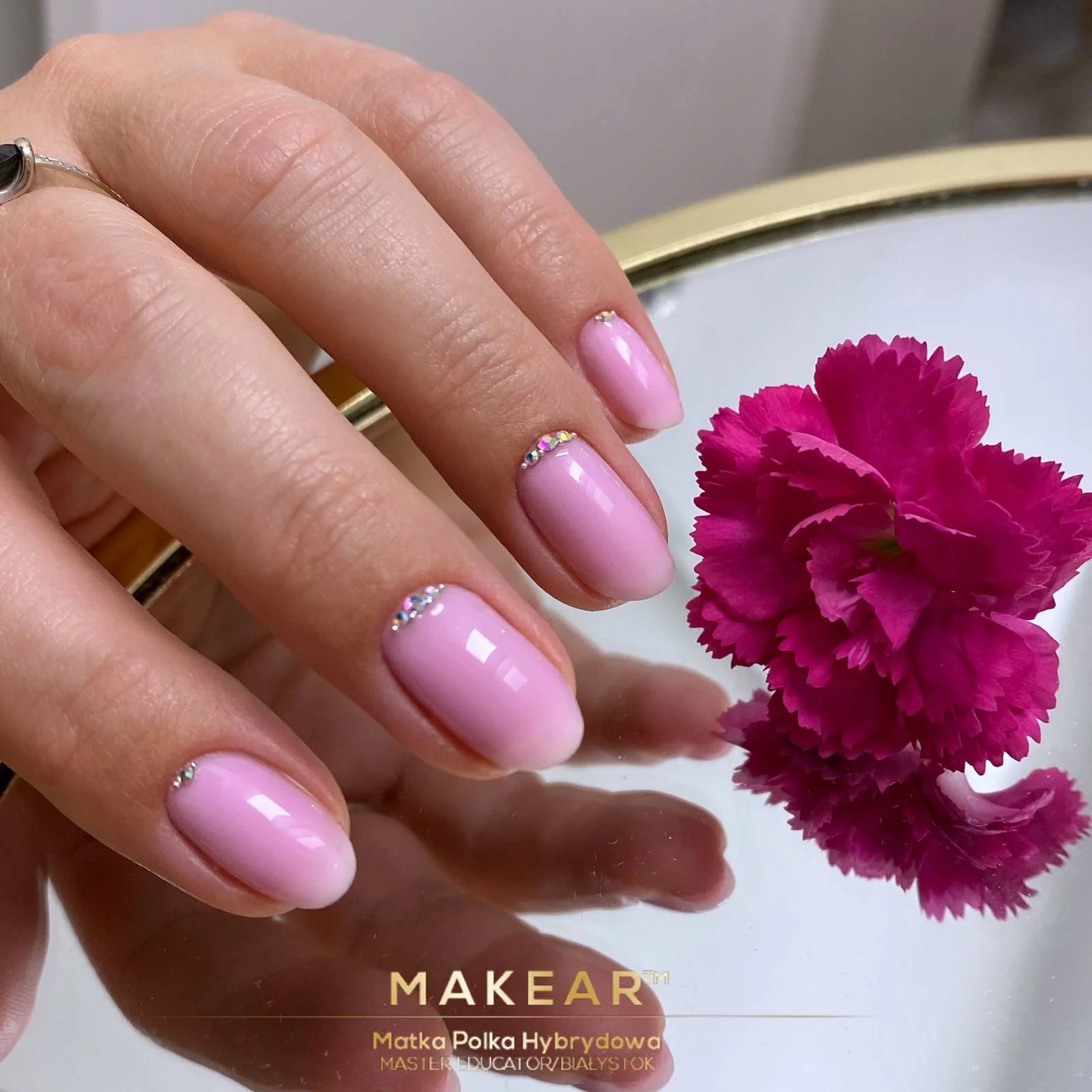 Makear Rubber Base - Pink CRB09, 8ml - Image 4