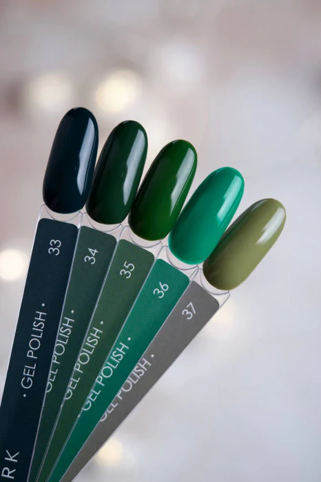 DARK Gel Polish 33, 10ml - Image 3