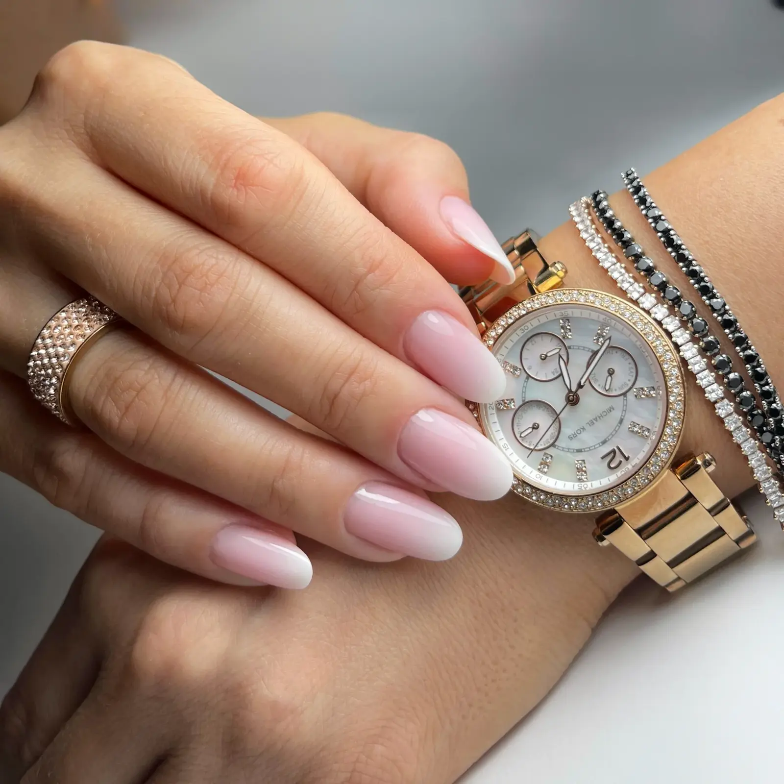 Get Nails, Sample Milky Rose Gel - Image 3