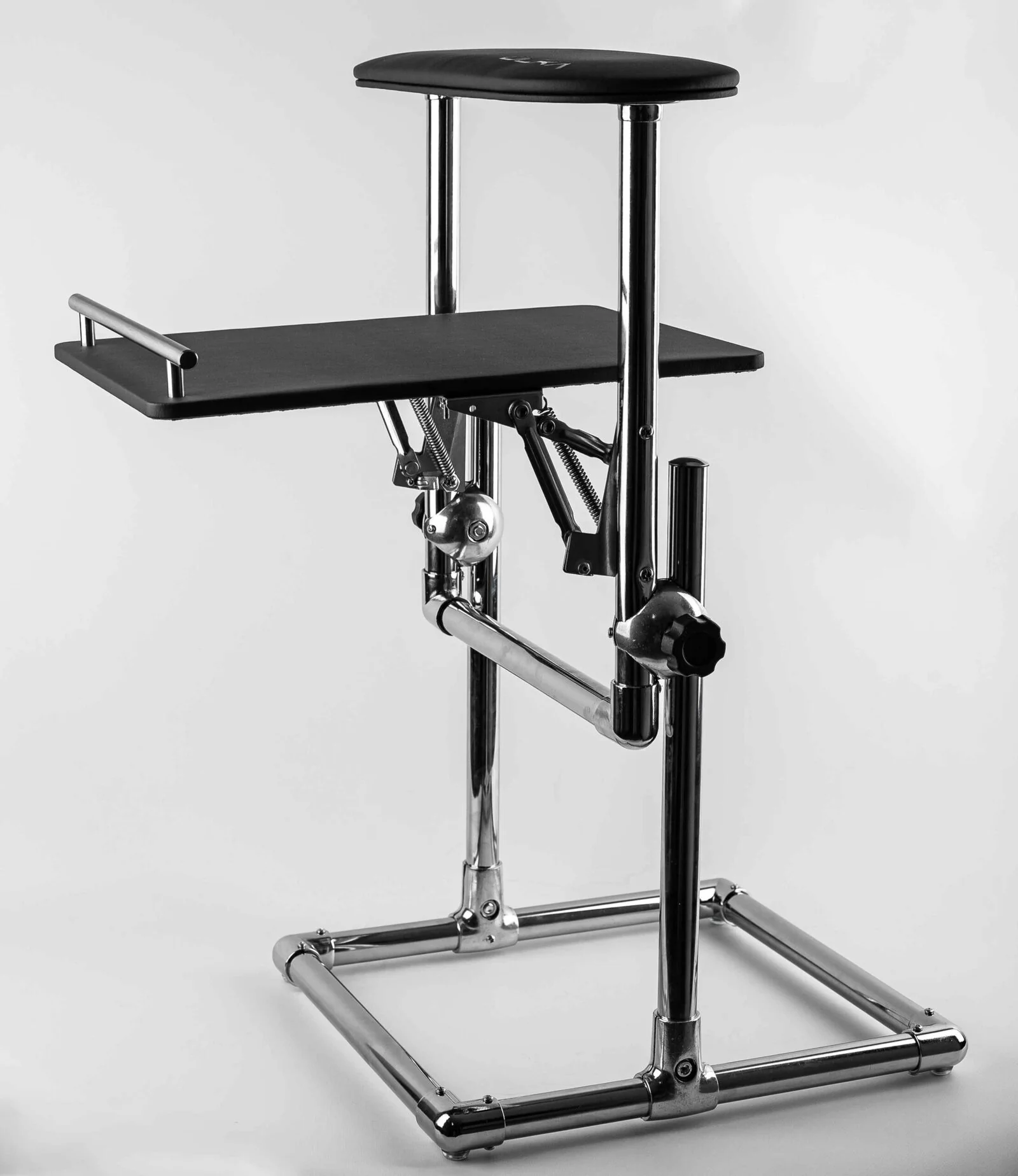 Pedicure rack Ülka Balance Black