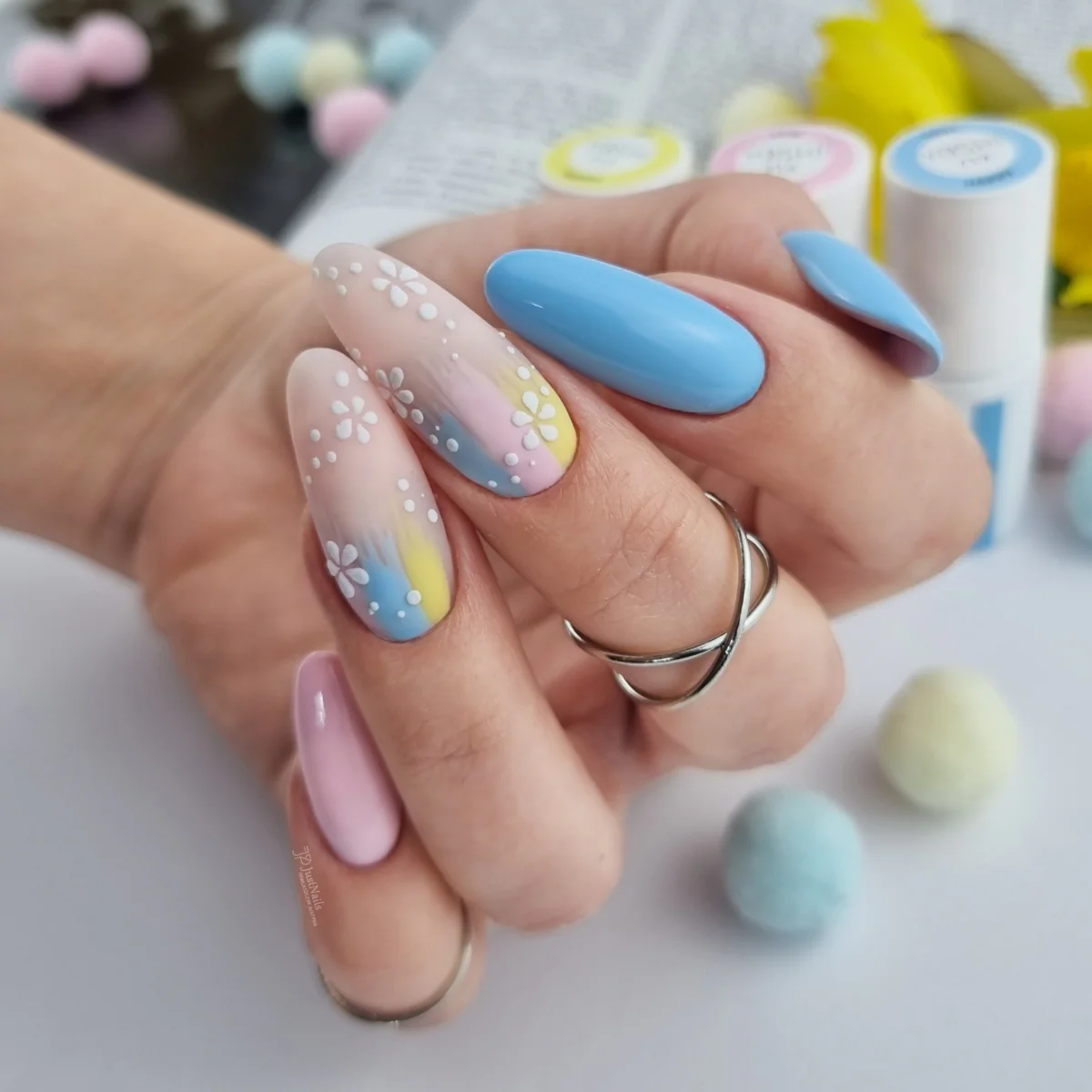 YOSHI Gel Polish 719 Happy - COOL, 6ml - Image 7