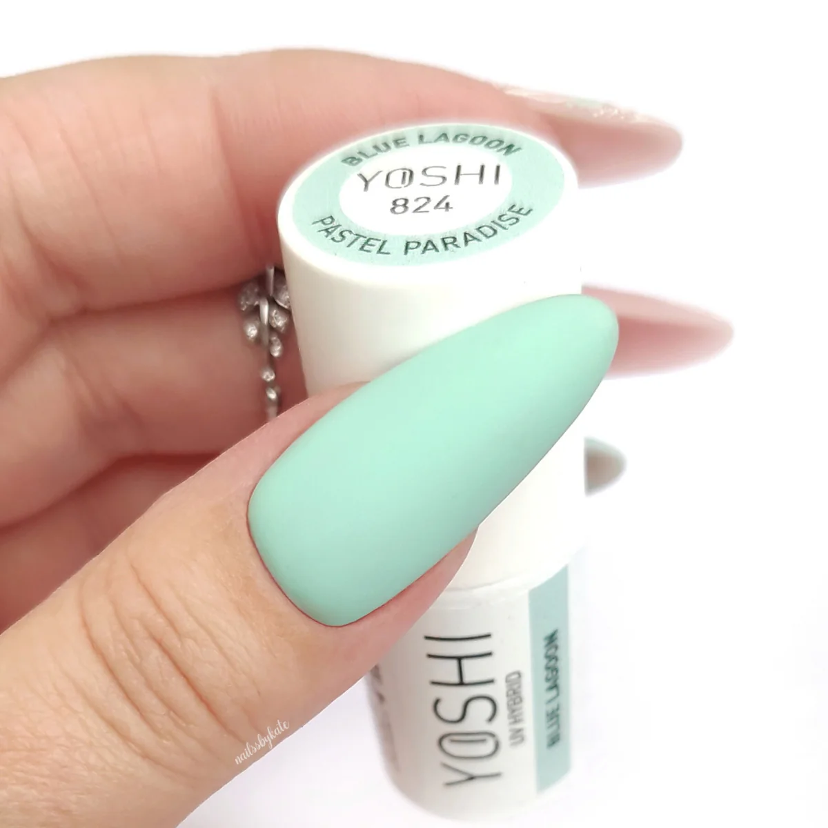 YOSHI Gel Polish 824 Pastel Paradise - BLUE LAGOON, 6ml - Image 9